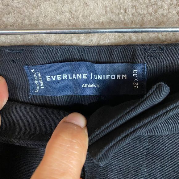 Everlane Performance Chino Pants Mens 32 x 30 Black Uniform Athletic Fit NEW - Picture 5 of 13